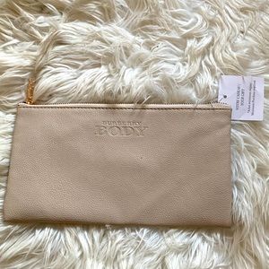 Burberry Makeup Bag Pouch NWT brand new with tag